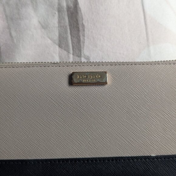 Kate Spade Wallet - Picture 2 of 5